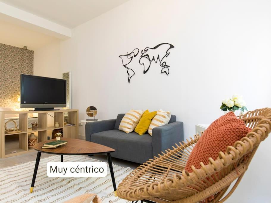 סרגוסה Moderno Apartamento En Casco Historico + Desayuno! מראה חיצוני תמונה